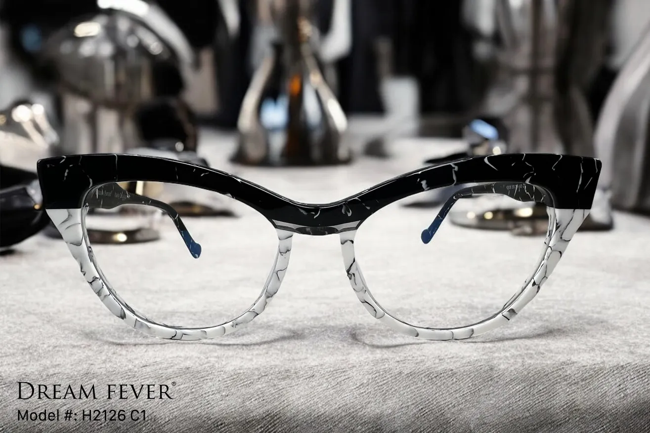 Eyewear gallery photo 3