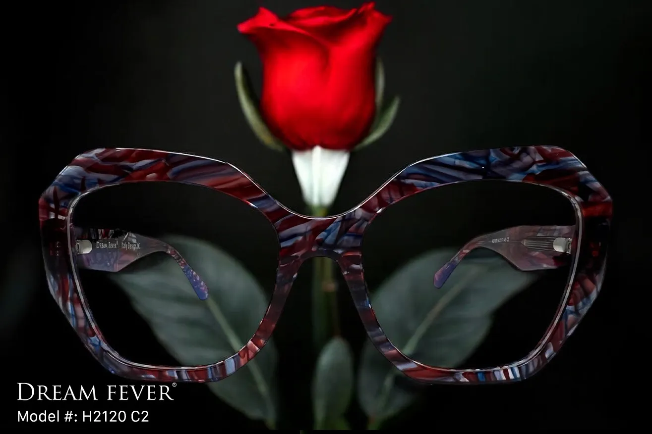 Eyewear gallery photo 4